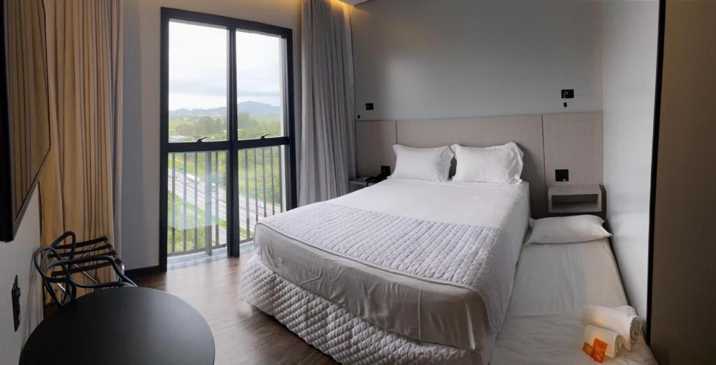 Tri Hotel Premium איטפמה מראה חיצוני תמונה